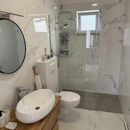 House Oasis Livak *