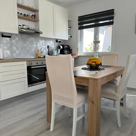 Villa House Oasis Livak