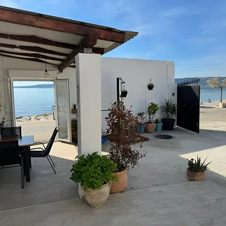 Villa House Oasis Livak
