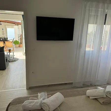 House Oasis Livak Villa *
