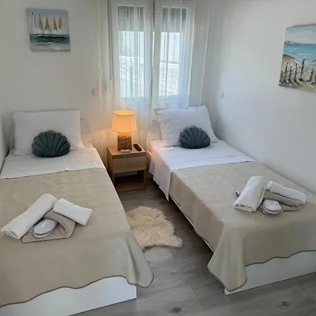 Villa House Oasis Livak *